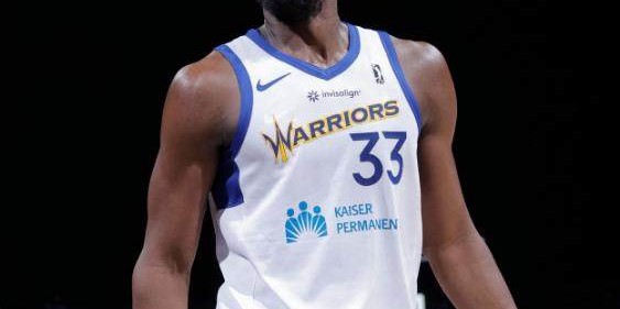 开云体育下载app-勇士距完全体还差一人 怀斯曼复出帮忙还是添堵？