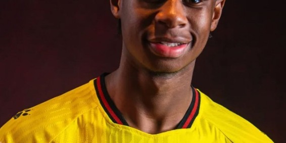 开云体育app-姆富尼：我曾在曼城和利物浦同时接受训练，但最终选择了前者