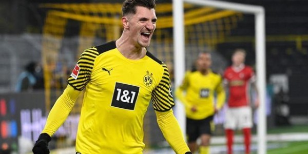 开云体育app下载安卓-进球如麻的哈兰德回来了！德甲争冠多特回来了？